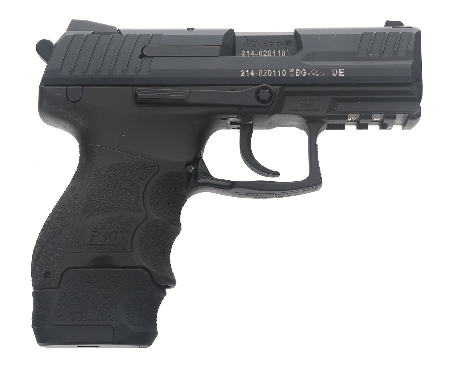 H&K MODEL P30SK 9mm CALIBER SEMI AUTO PISTOL: H&K MODEL P30SK 9mm CALIBER SEMI AUTO PISTOL Heckler & Koch Model P30SK 9x19mm caliber semi automatic pistol. Import stamped HK Inc. Matte black finish. Fixed sights. Polymer frame with textured grips