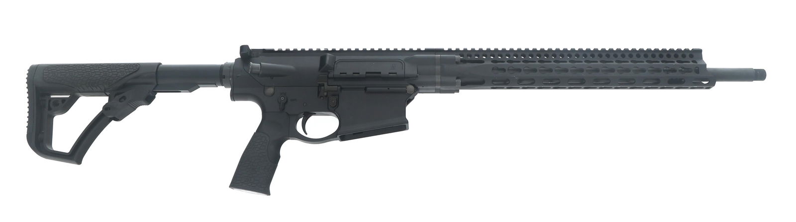 DANIEL DEFENSE MODEL DD5 7.62mm CALIBER RIFLE: DANIEL DEFENSE MODEL DD5 7.62mm CALIBER RIFLE Daniel Defense Model DD5 7.62x51mm caliber semi automatic rifle. Matte black finish. Full flat top receiver. Forward assist. Pistol grip with textured rub