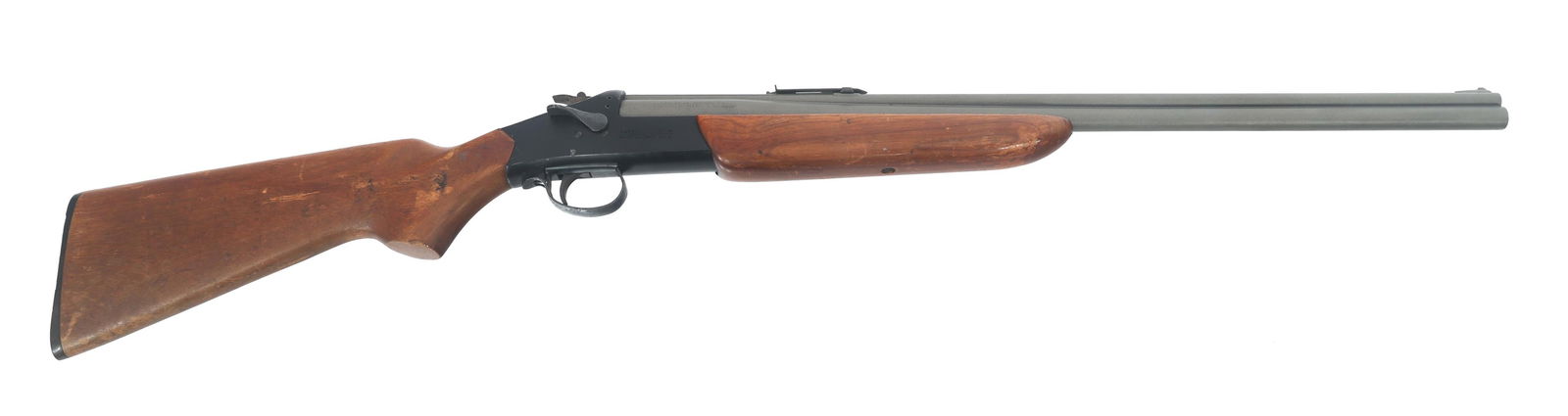 SAVAGE 24S-E .22LR / 410 GAUGE COMBINATION RIFLE: SAVAGE 24S-E .22LR / 410 GAUGE COMBINATION RIFLE Savage Model 24S-E .22 LR / 410 gauge over / under combination rifle. 2.50"-3" shell. Full choke. Matte stainless finish on barrel. Adjustable rear sig
