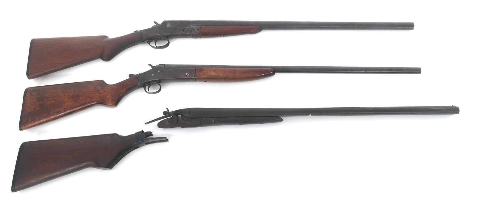 CENTRAL ARMS AND CRESCENT ARMS SHOTGUNS: CENTRAL ARMS AND CRESCENT ARMS SHOTGUNS Central Arms and Crescent Arms shotguns. A) Central Arms Model 812 12 gauge break over shot gun. Fixed Improved Cylinder choke. Blued finish. Bead front sight.