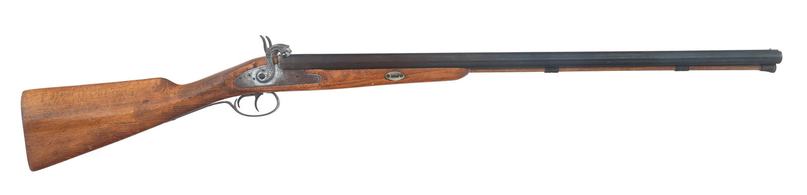 CVA 12 GAUGE SIDE BY SIDE PERCUSSION SHOTGUN: CVA 12 GAUGE SIDE BY SIDE PERCUSSION SHOTGUN Connecticut Valley Arms 12 gauge side by side percussion shotgun. Bead front sight. Engraved side plates. Ramrod. Wood stock. Caliber / Gauge: 12 Barrel Le
