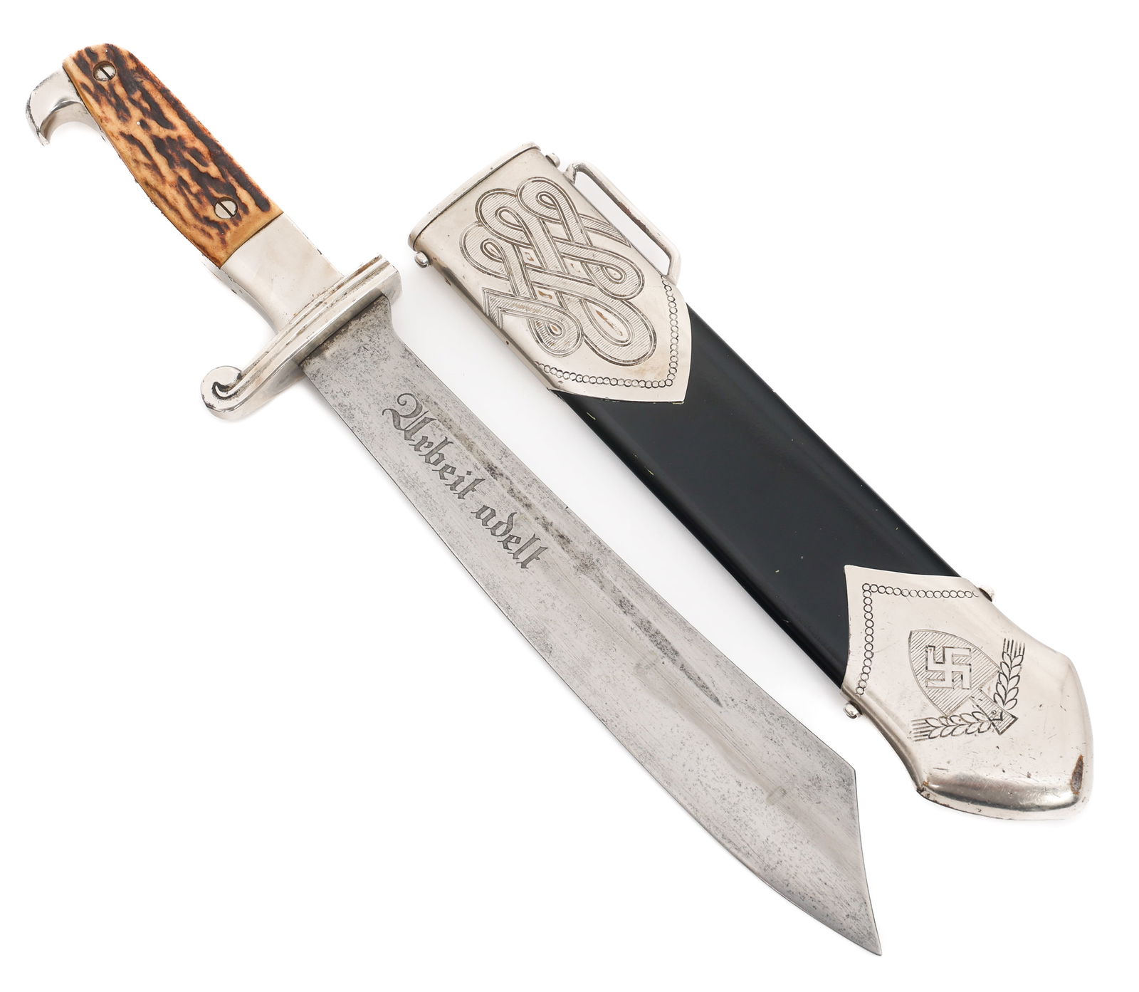 WWII GERMAN RAD SUBORDINATE HEWER DAGGER: WWII GERMAN RAD SUBORDINATE HEWER DAGGER WWII German Reichs Labour Service (RAD) Subordinate Hewer Dagger. Single edged, bright blade with fuller. Acid etched motto Arbeit adelt on one side. Maker mar