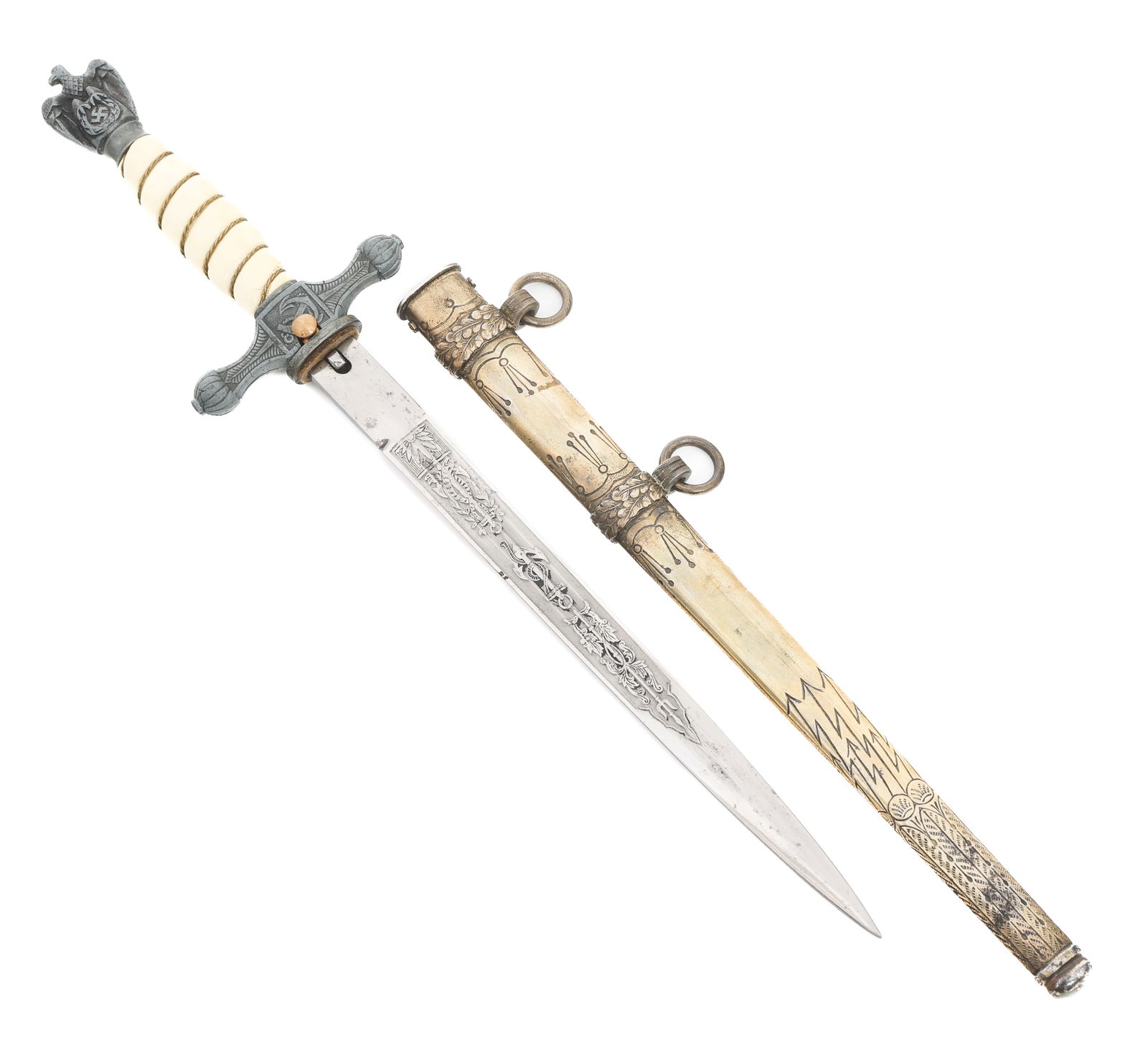 WWII GERMAN KRIEGSMARINE ALUMINUM HILT DAGGER: WWII GERMAN KRIEGSMARINE ALUMINUM HILT DAGGER WWII German Kriegsmarine 2nd Model Officer Dress Dagger. Double edged, bright blade with dual fuller. Acid etched with naval and floral patterns. Faded ma