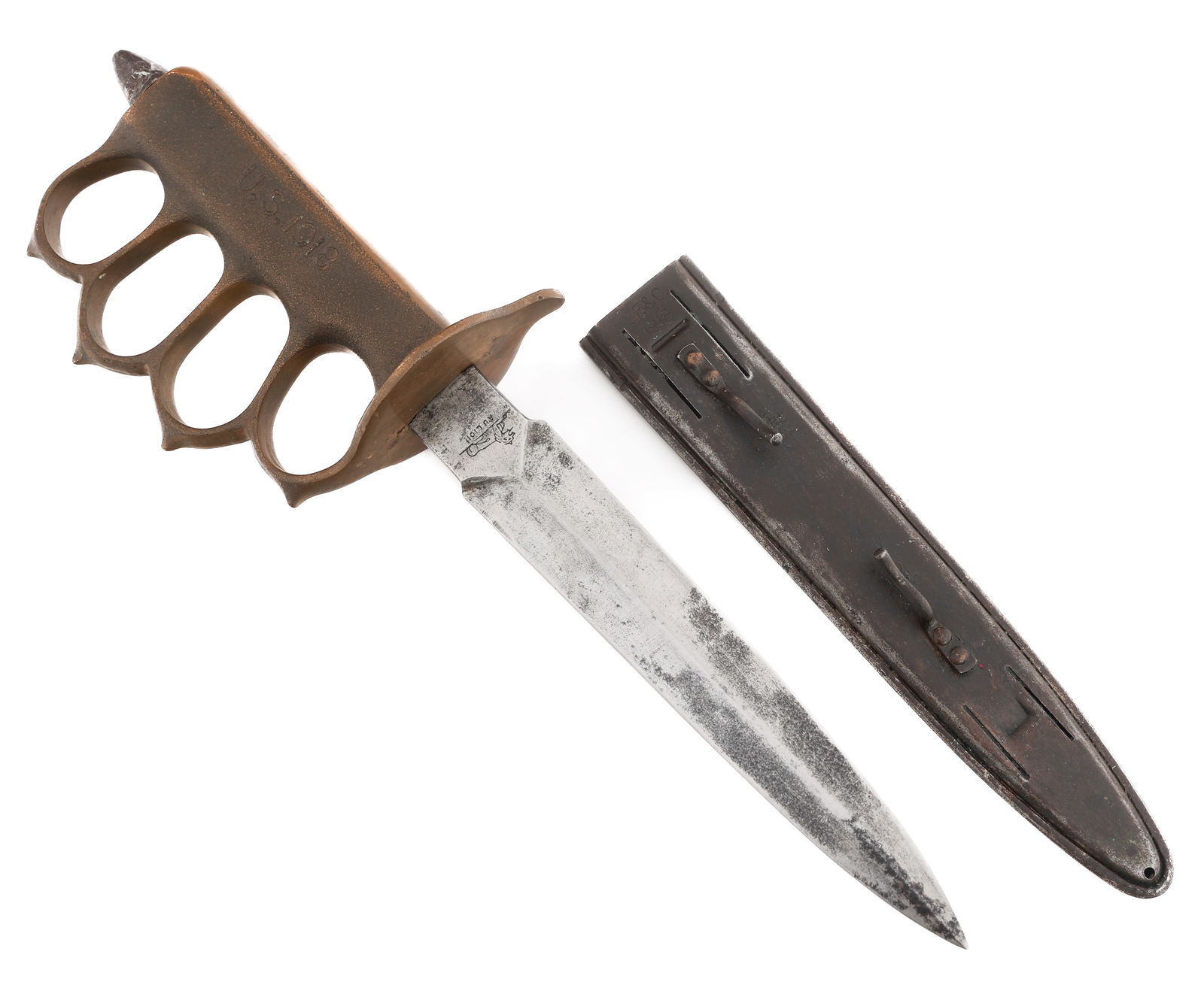 WWI US ARMY M1918 TRENCH KNIFE by AU LION: WWI US ARMY M1918 TRENCH KNIFE by AU LION WWI US Army Model 1918 Trench Knife. Double edged blade. Maker marked by Au Lion on the ricasso. Brass knuckle hilt with steel skull crusher pommel. U.S. 1918