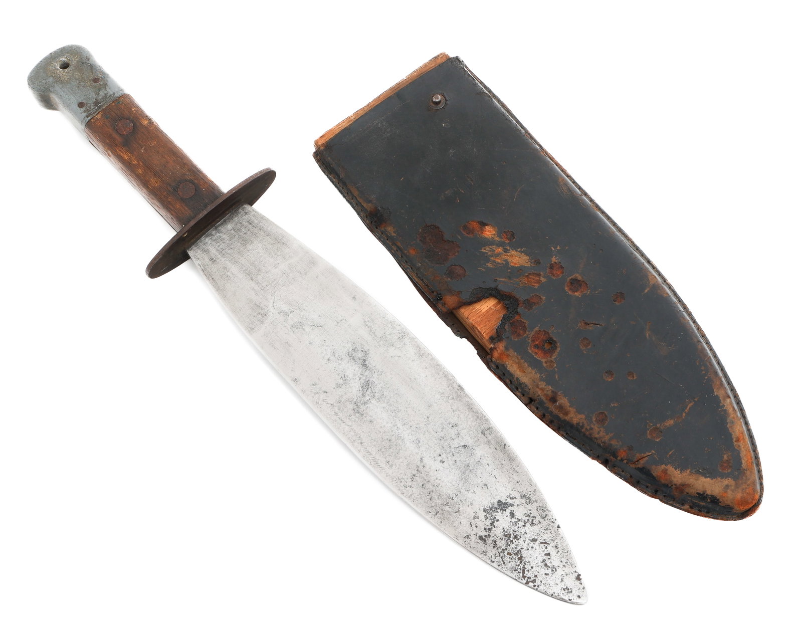 WWII US OSS SMATCHET: WWII US OSS SMATCHET WWII US Office of Strategic Services Smatchet Fighting Knife. Single edged, bolo style blade. No visible marks or stamps. Steel crossguard, wood grip, and aluminum pommel. Leather