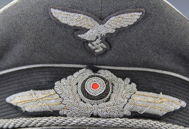 GERMAN WWII LUFTWAFFE OFFICERS VISOR - 7