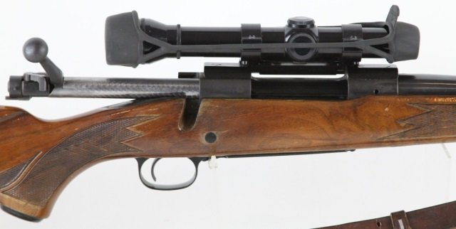 WINCHESTER MODEL 70 BOLT ACTION 30-06 RIFLE - 2
