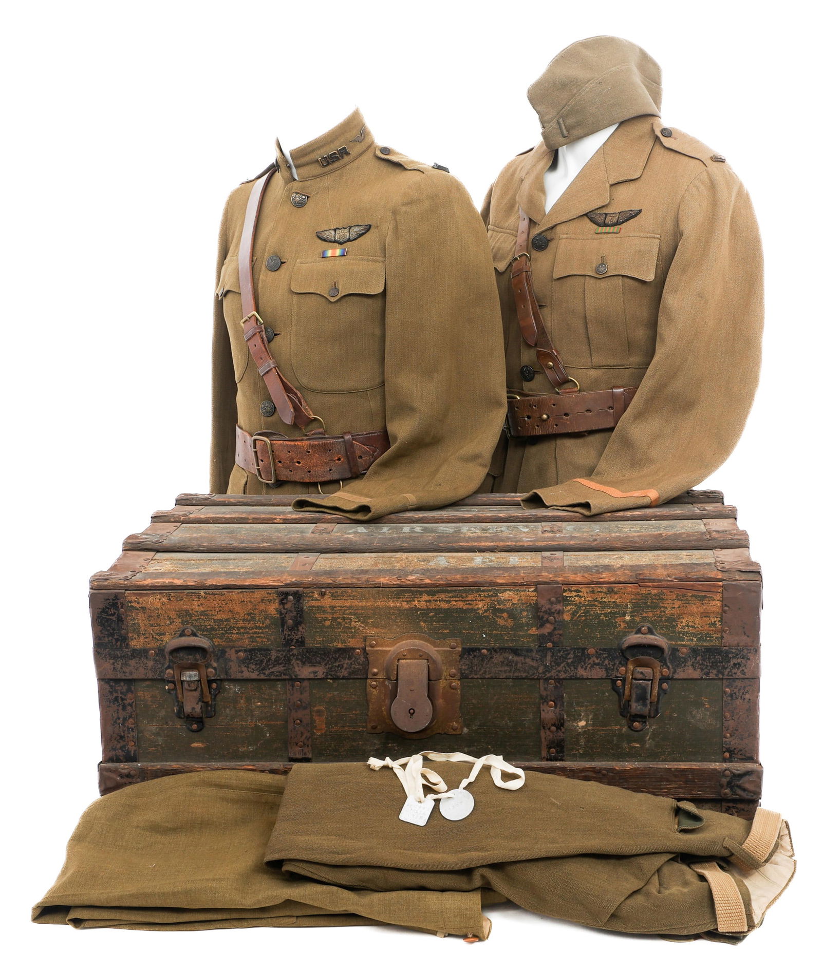 WWI US 20th AERO SQUAD LIEUTENANT NAMED GROUPING: WWI US 20th AERO SQUAD LIEUTENANT NAMED GROUPING WWI US American Field Service 20th Aero Squadron Lieutenant Uniform Grouping. Named to Lieutenant William Stuhl Holt of the 20th Aero Squadron and Amer