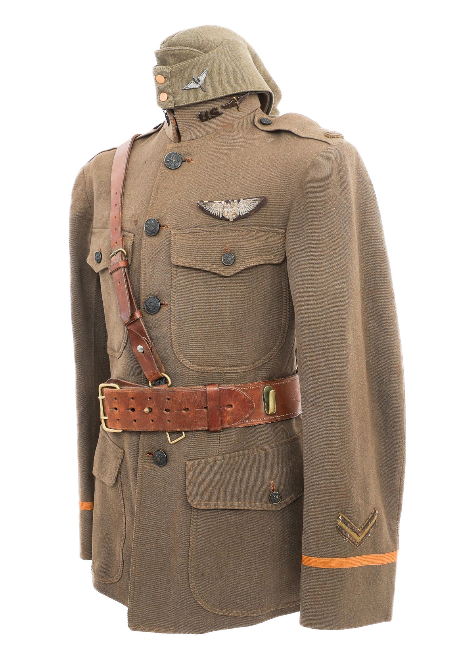 WWI US AIR SERVICE NAMED PILOT FRENCH MADE UNIFORM: WWI US AIR SERVICE NAMED PILOT FRENCH MADE UNIFORM Named WWI US Air Service Officer Pilot French Made Uniform and Flying Cap. Named to Karl Berg (tag sewn inside interior pocket). (1) WWI US Pilot tun