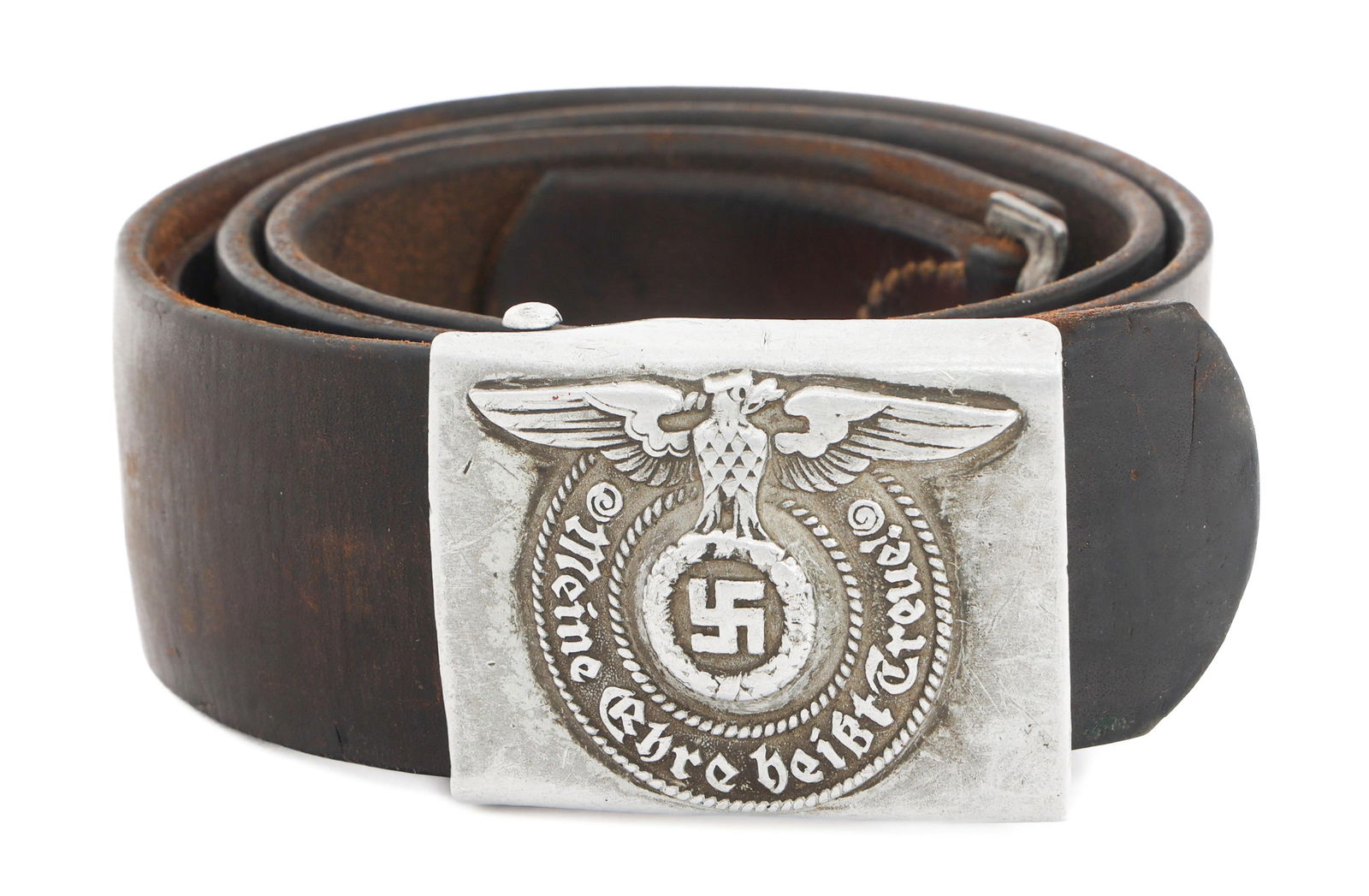 WWII GERMAN SS ENLISTED COMBAT BELT: WWII GERMAN SS ENLISTED COMBAT BELT WWII German SS Enlisted Combat Belt. Leather belt with alloy based buckle by RZM 155 / 39. Provenance: