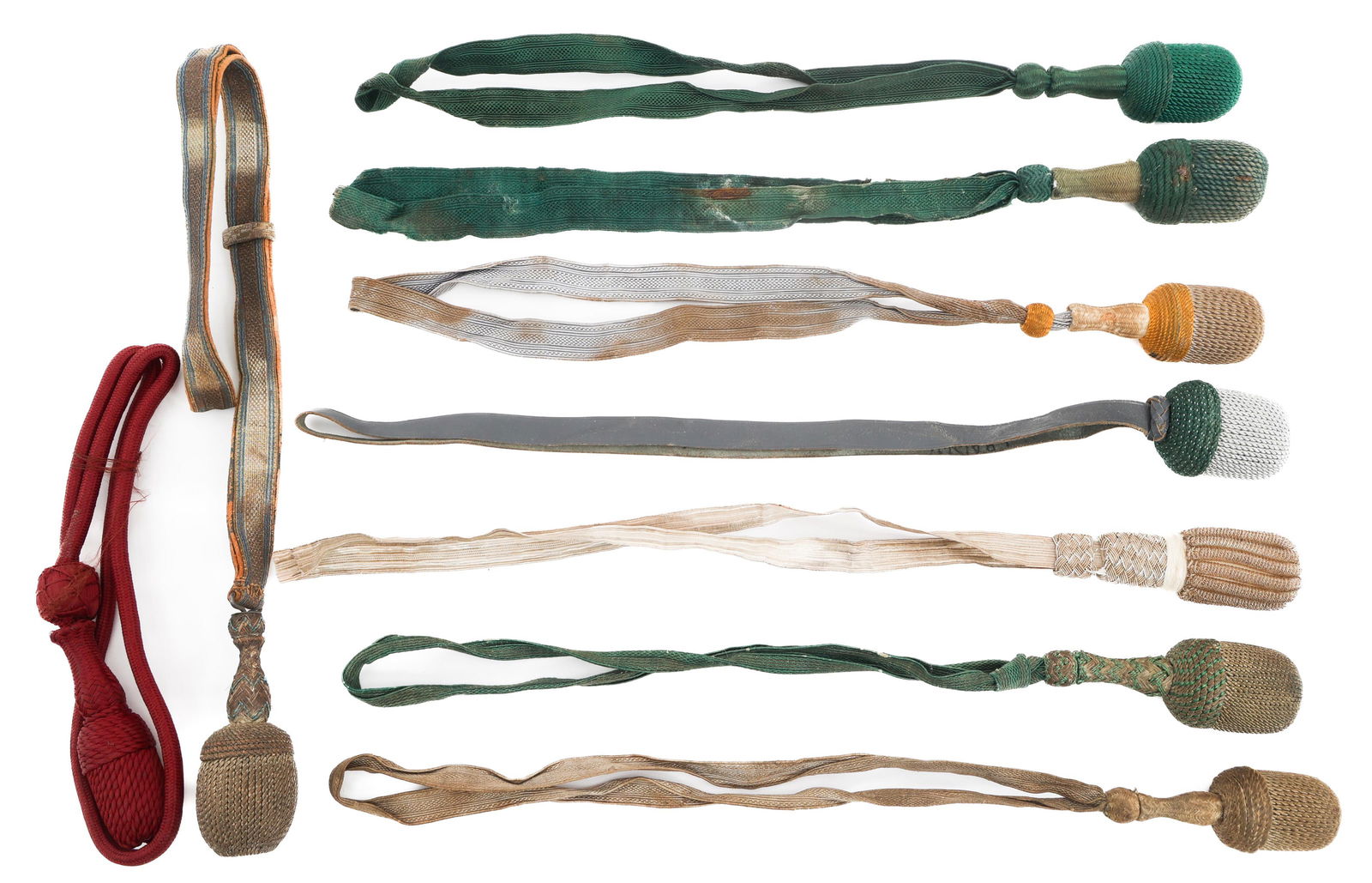 WWI - WWII GERMAN SWORD & BAYONET PORTEPEE: WWI - WWII GERMAN SWORD & BAYONET PORTEPEE WWI - WWII German Sword & Bayonet Portepee Knots. (3) Officer. (1) 1st Battalion 3rd Infantry Co Officer. (1) Wehrmacht Infantry Regimental Staff. (1)