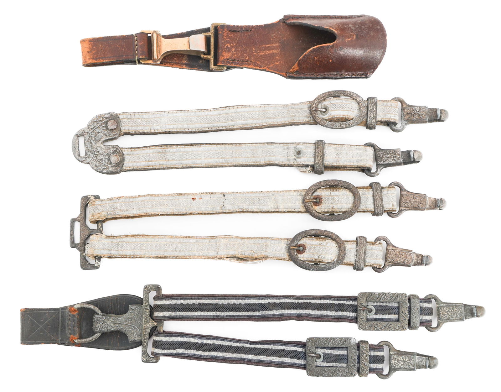 WWII GERMAN HEER & LUFTWAFFE DELUXE DAGGER HANGER: WWII GERMAN HEER & LUFTWAFFE DELUXE DAGGER HANGER WWII German Heer and Luftwaffe Officer Deluxe Dagger Hangers. Decorated fittings. Cotton, rayon and bullion construction with felt backing. (2) Heer.