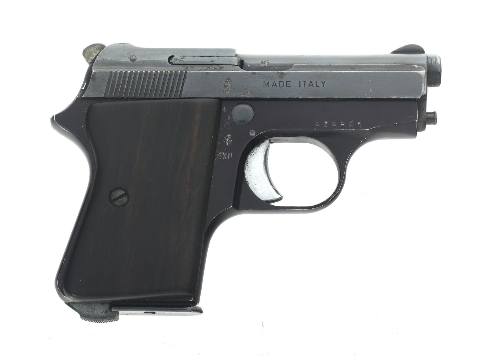 EIG TITAN .25 CALIBER SEMI AUTO PISTOL (1 of 8)