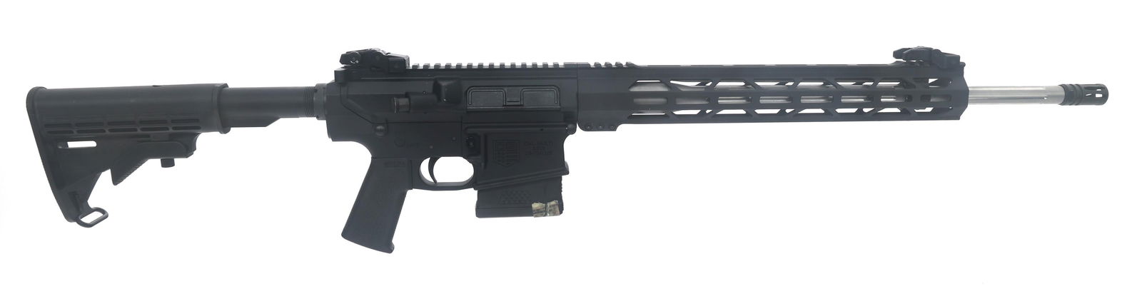 DIAMONDBACK FIREARMS MODLE DB-15 6.5mm CAL RIFLE: DIAMONDBACK FIREARMS MODLE DB-15 6.5mm CAL RIFLE Diamondback Model DB-15 6.5mm Creedmoor caliber semi automatic rifle. Matte black finish. Fluted barrel. Flip up sights. Magpul MOE-K grip. Adjustable