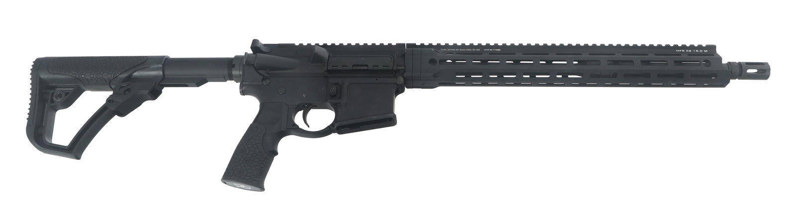 DANIEL DEFENSE MODEL DDm4V7 5.56mm CALIBER RIFLE: DANIEL DEFENSE MODEL DDm4V7 5.56mm CALIBER RIFLE Daniel Defense Model DDm4V7 5.56x45mm caliber semi automatic rifle. Matte black finish. Full flat top receiver. Forward assist. Flash hider. Pistol gri