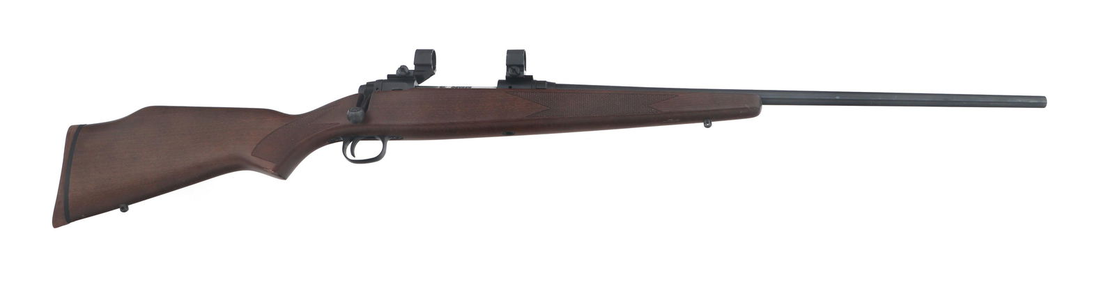 SAVAGE MODEL 110 7mm REM MAG CALIBER RIFLE: SAVAGE MODEL 110 7mm REM MAG CALIBER RIFLE Savage Model 110 7mm REM Mag caliber bolt action rifle. Blued finish. Scope rings. Checkered wood stock with rubber butt pad. Caliber / Gauge 7mm Rem