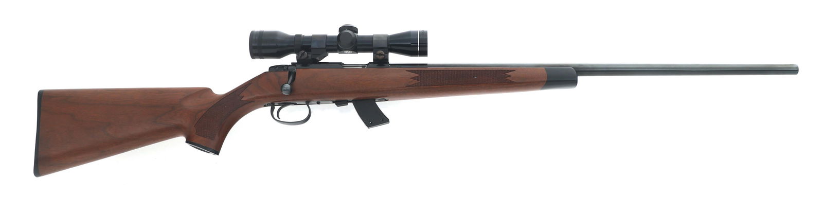 REMINGTON MODEL 541-T .22 S-L-LR CALIBER RIFLE: REMINGTON MODEL 541-T .22 S-L-LR CALIBER RIFLE Remington Model 541-T .22 S-L-LR caliber rifle. Blued finish. Checkered wood stock with plastic butt plate. One magazine. Tasco 4x32 scope with duplex re