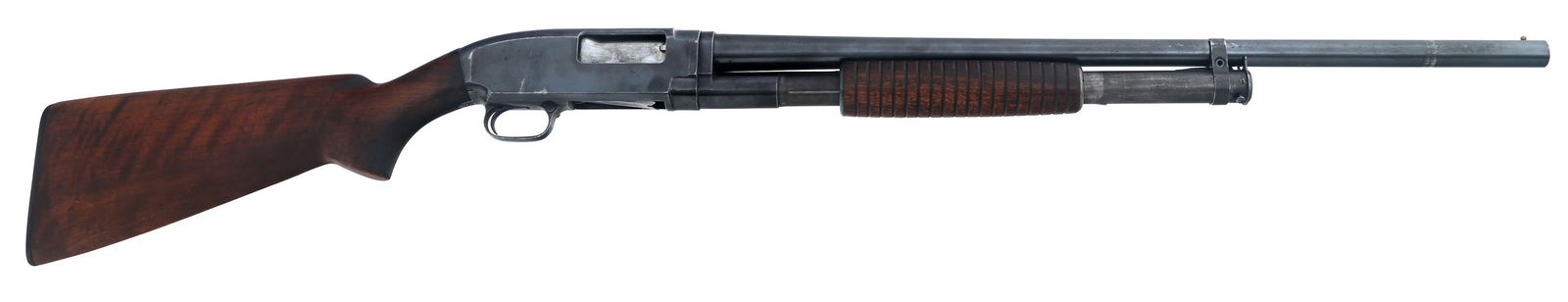 WINCHESTER MODEL 12 12 GAUGE PUMP ACTION SHOTGUN (1 of 11)