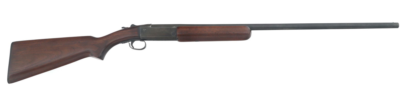 WINCHESTER MODEL 37 .410 GAUGE SHOTGUN: WINCHESTER MODEL 37 .410 GAUGE SHOTGUN Winchester Model 37 410 gauge break over shotgun. Fixed Full choke. Blued finish. Bead front sight. Wood stock with plastic butt plate. Caliber / Gauge 410 Barre