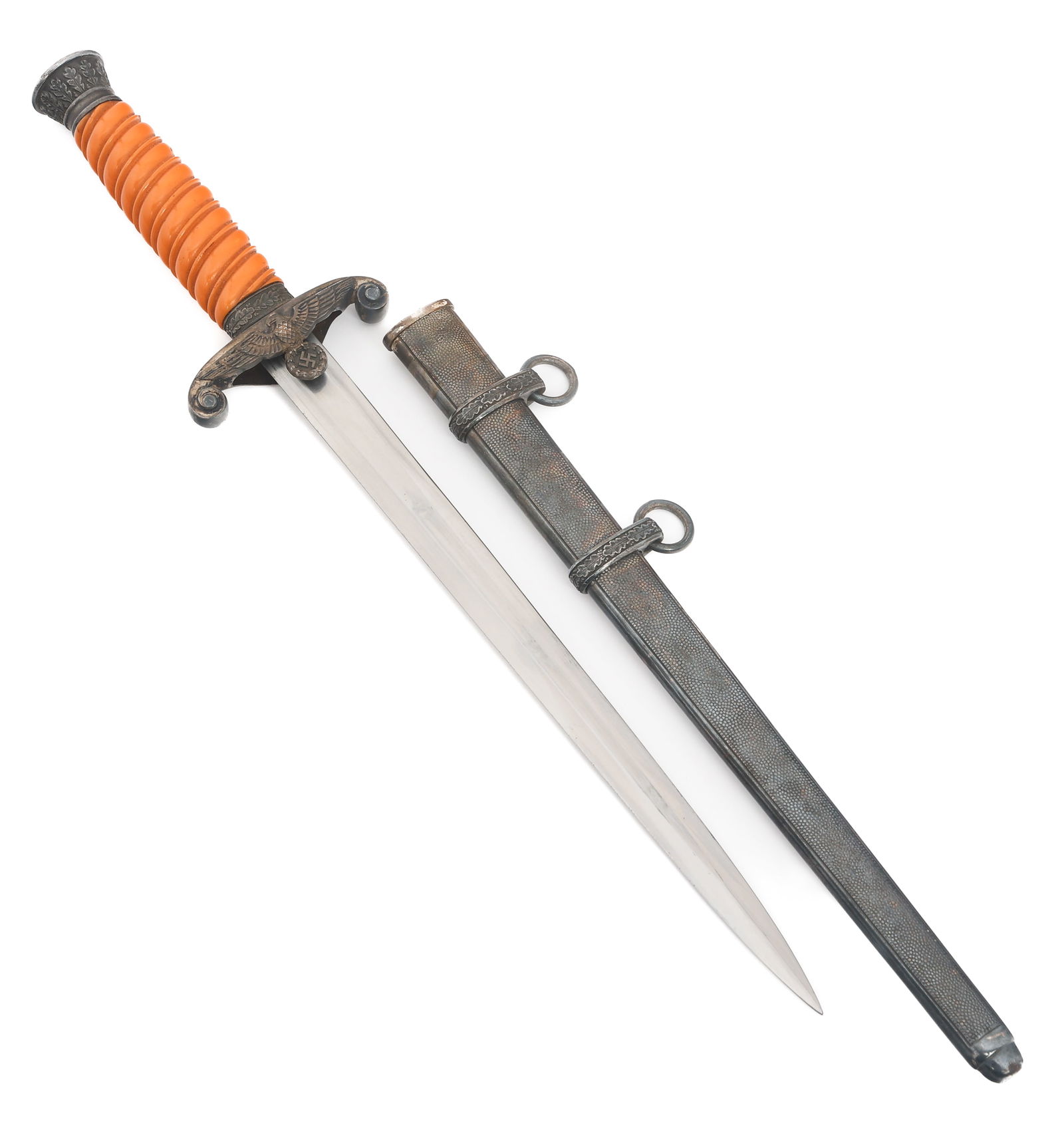 WWII GERMAN HEER M35 OFFICER DAGGER by EICKHORN: WWII GERMAN HEER M35 OFFICER DAGGER by EICKHORN WWII German Army Model 1935 Dress Dagger. Double edged, bright blade. Maker marked by Carl Eickhorn on the ricasso. Alloy based hilt and ferrule with or