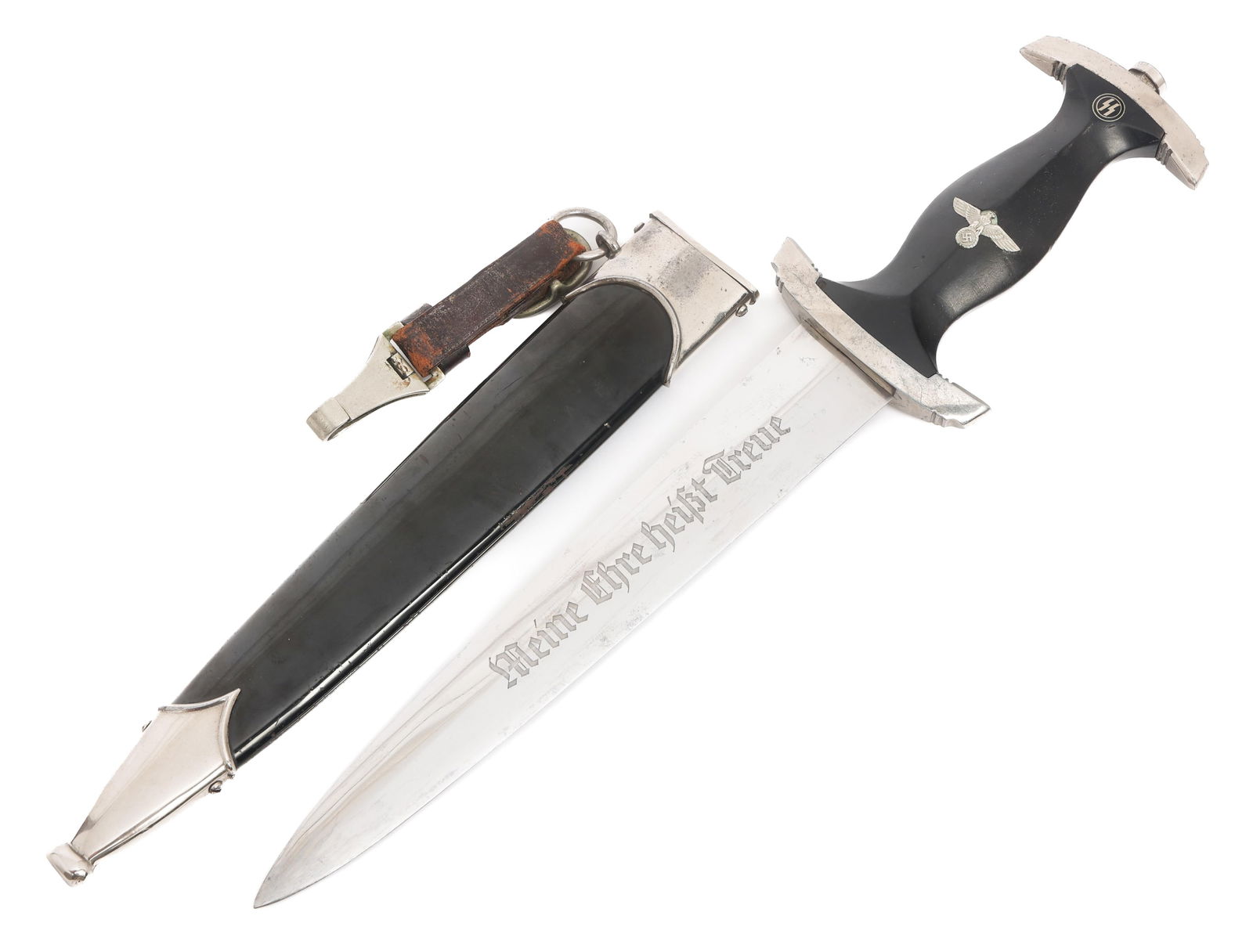 WWII GERMAN RZM MODEL 1933 SS EM DRESS DAGGER (1 of 18)