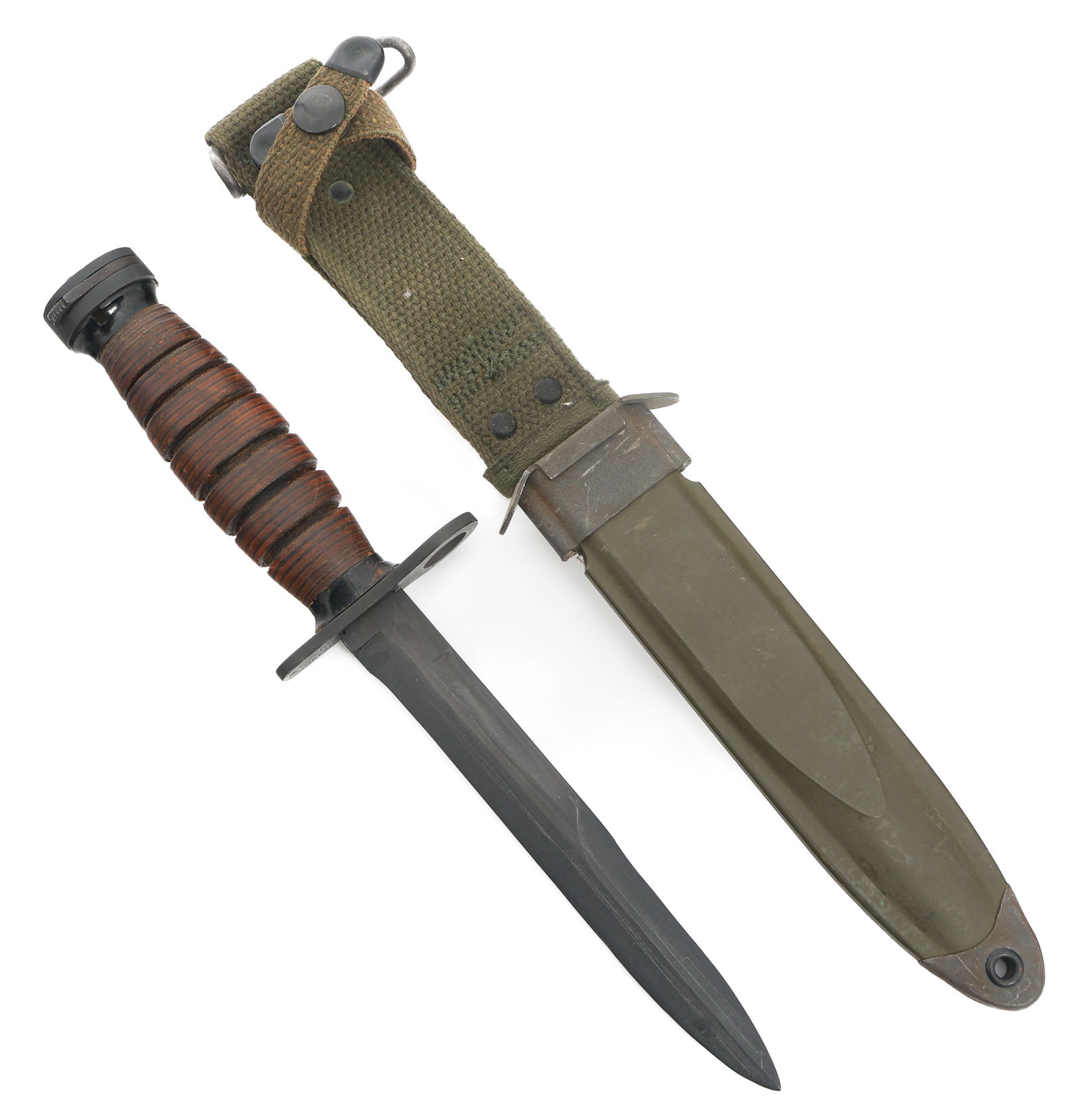 WWII US M4 BAYONET by IMPERIAL WITH SCABBARD (1 of 16)