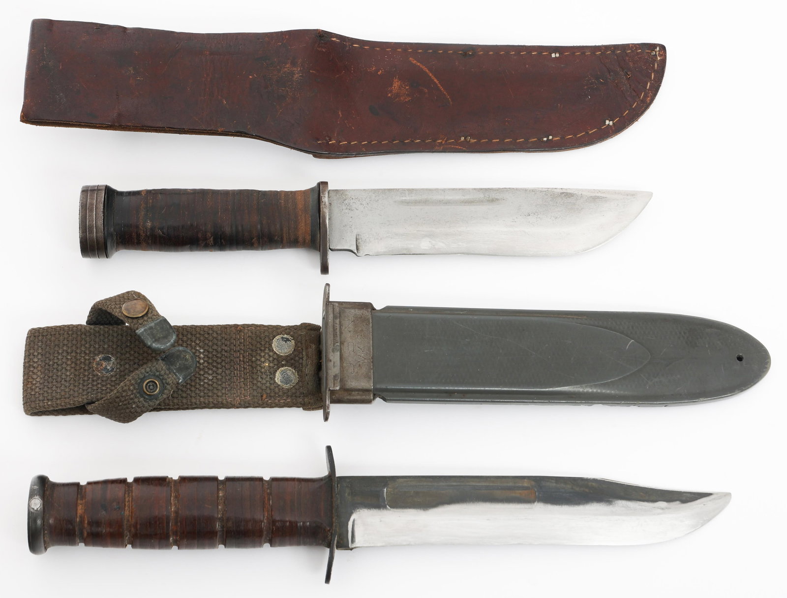 WWII USN KA-BAR MkII & CATTARAUGUS 225Q KNIVES: WWII USN KA-BAR MkII & CATTARAUGUS 225Q KNIVES WWII USN KA-BAR MkII and Cattaraugus 225Q Knives. (1) USN MkII. Single edged blade with fuller. Marked USN MkII KA-BAR under the guard. Steel hilt with s
