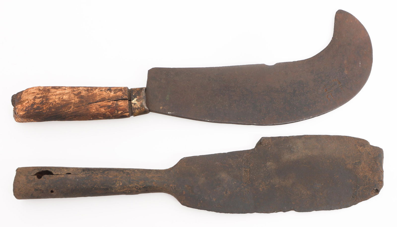 19th C. BRITISH FARMING BILLHOOK BLADES: 19th C. BRITISH FARMING BILLHOOK BLADES 19th C. British Farming Billhook Blades. (1) 19th Century Farming Billhook by Thomas Beall of Tenterden, England. Single edged, curved, dark billhook blade. Mak