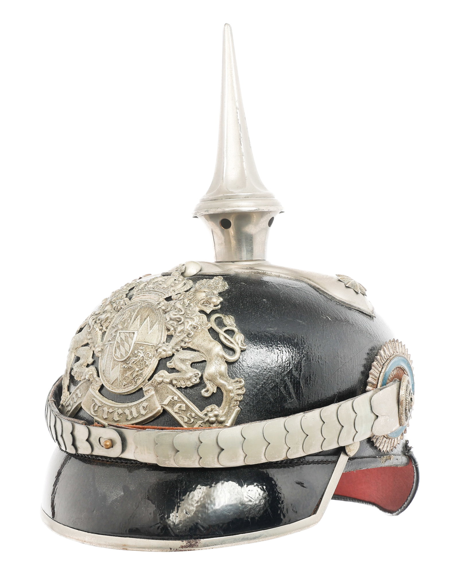 WWI GERMAN BAVARIAN M1896/1914 OFFICER PICKELHAUBE: WWI GERMAN BAVARIAN M1896/1914 OFFICER PICKELHAUBE WWI Imperial German Bavarian M1896/1914 Officer Pickelhaube. Black leather hardshell. Nickel-silver, removable fluted spike, cruciform base, trim and