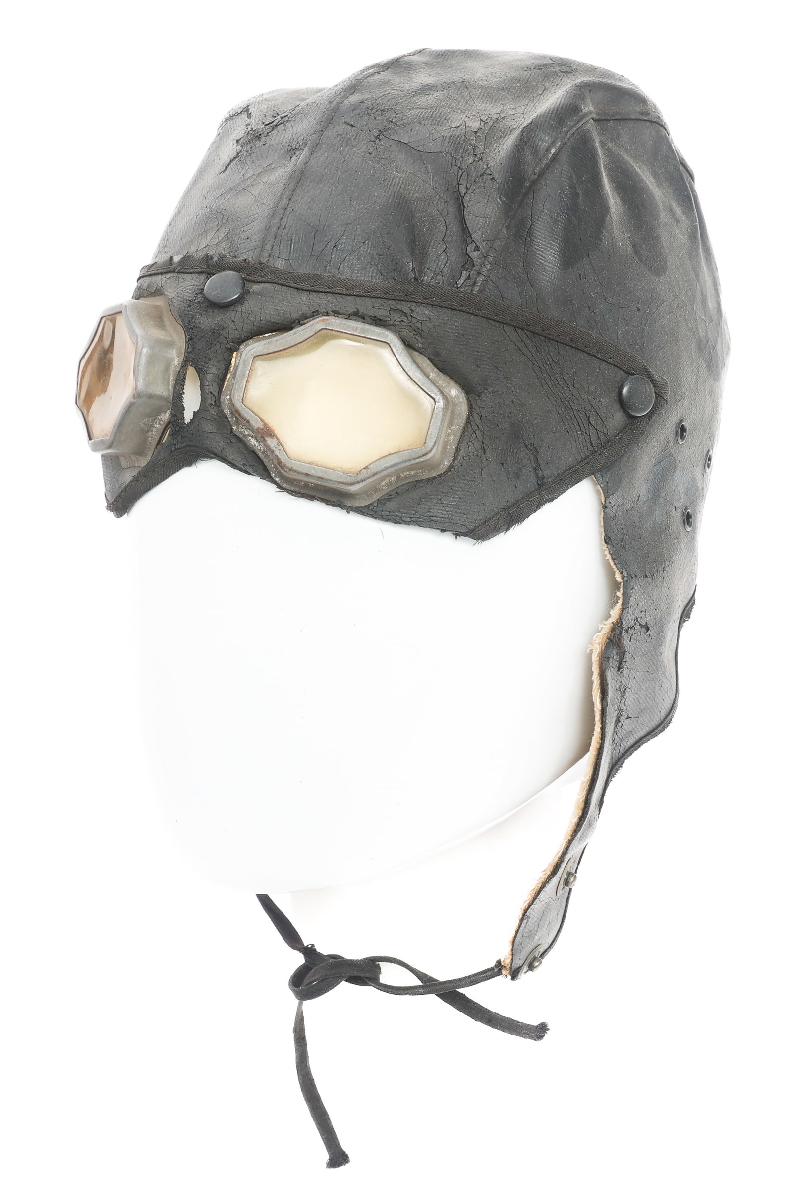 1920s CIVILIAN LEATHER FLIGHT HELMET (1 of 10)