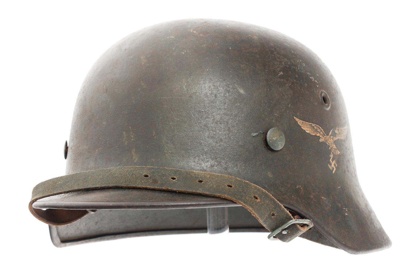WWII GERMAN LUFTWAFFE SD M40 COMBAT HELMET (1 of 15)