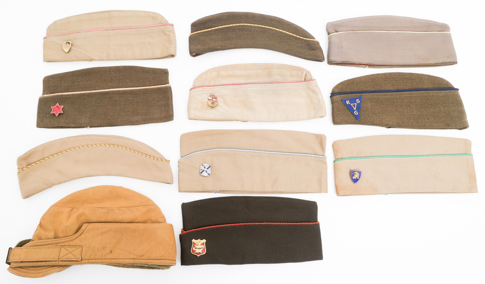 WWII US ARMY UNIT OVERSEAS CAPS & WINTER FIELD CAP (1 of 17)