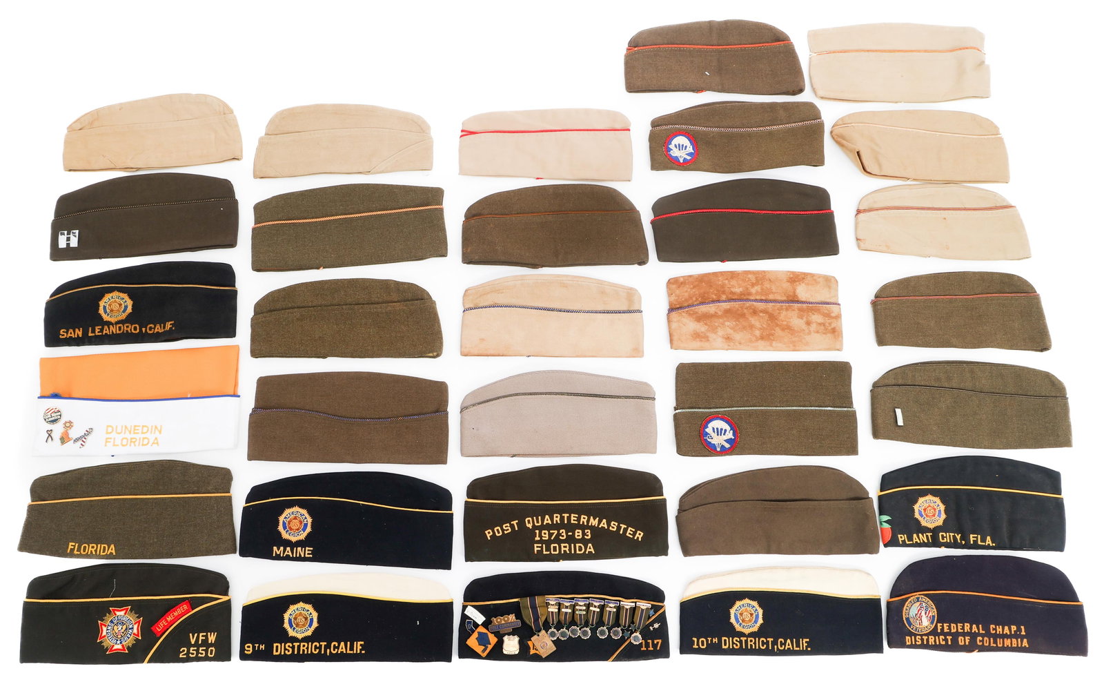 WWII US ARMY GARRISON CAPS: WWII US ARMY GARRISON CAPS WWII US Army Garrison Caps. Various branches, ranks, patches, units and VFW posts.