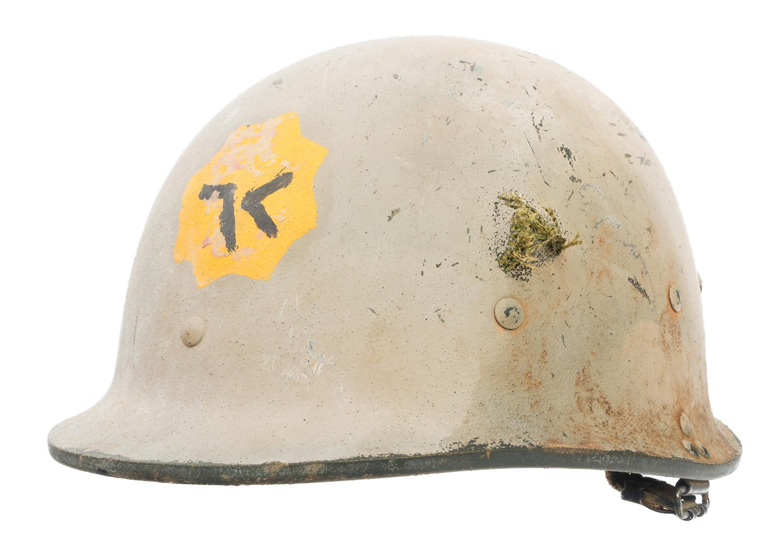 IRAQI M80 UNIT MARKED COMBAT HELMET (1 of 11)