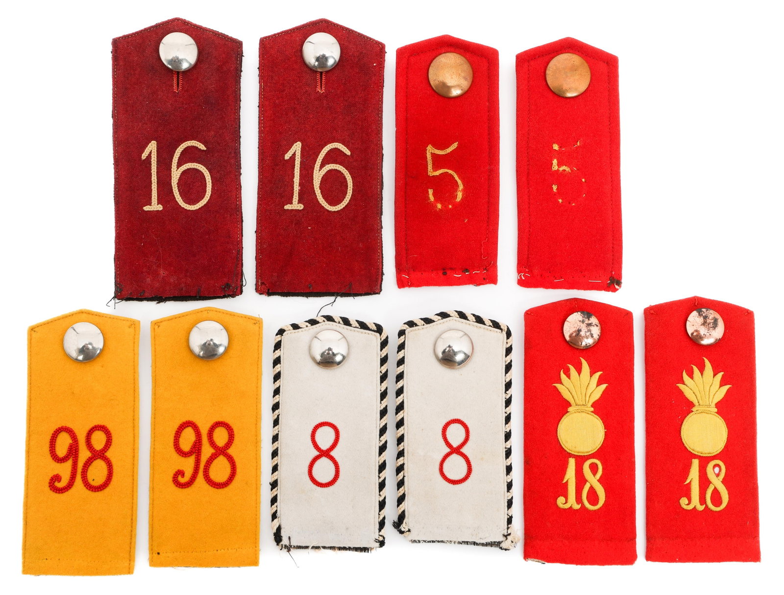 WWI IMPERIAL GERMAN ENLISTED MAN SHOULDER BOARDS: WWI IMPERIAL GERMAN ENLISTED MAN SHOULDER BOARDS WWI Imperial German Enlisted Man Dress Shoulder Boards. (1) 16th Regiment, burgundy felt, silver color buttons. (1) 5th Regiment, red felt, copper butt