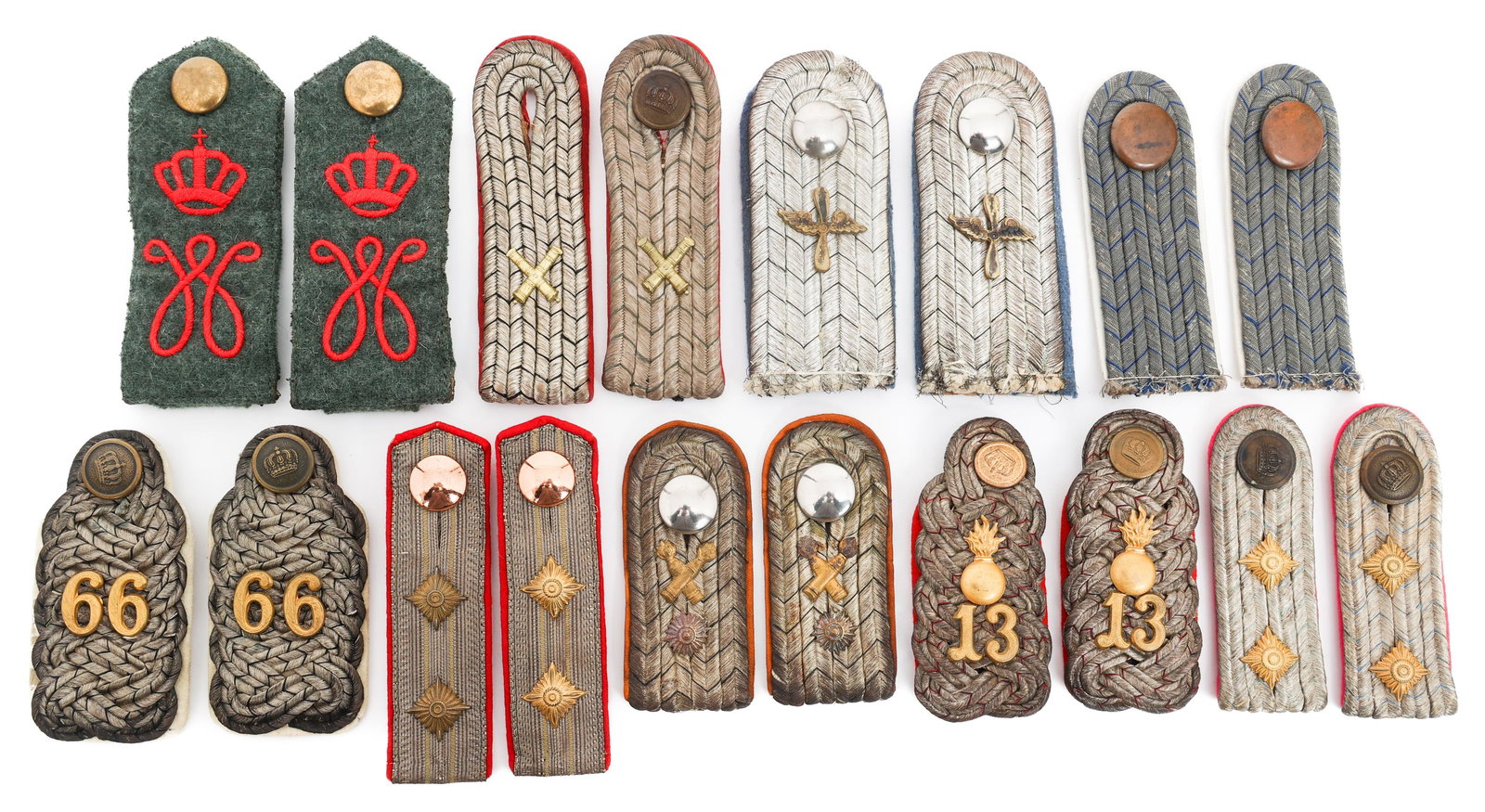 WWI IMPERIAL GERMAN EM & OFFICER SHOULDER BOARDS (1 of 14)