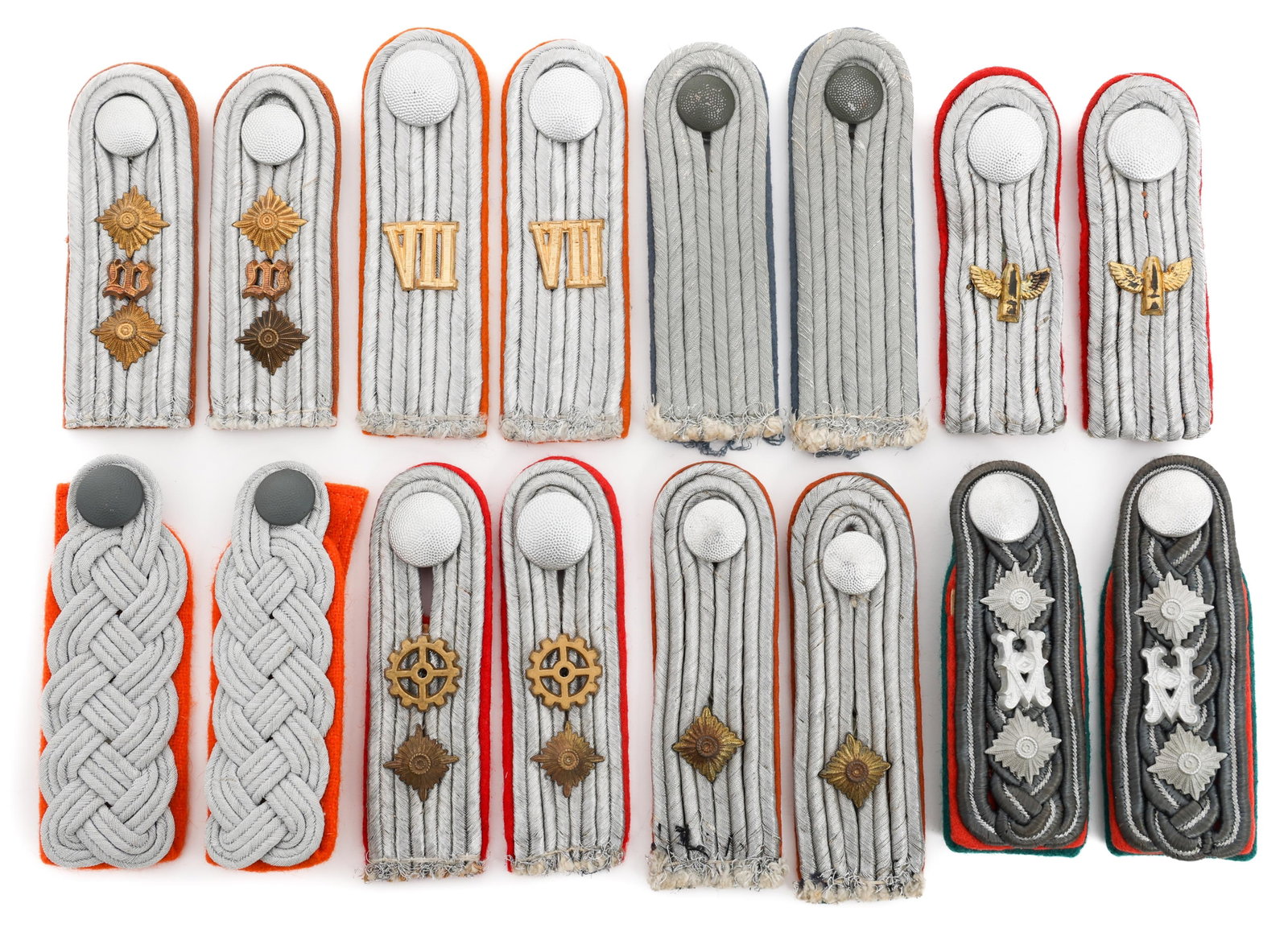 WWII GERMAN HEER OFFICER SHOULDER BOARDS (1 of 14)
