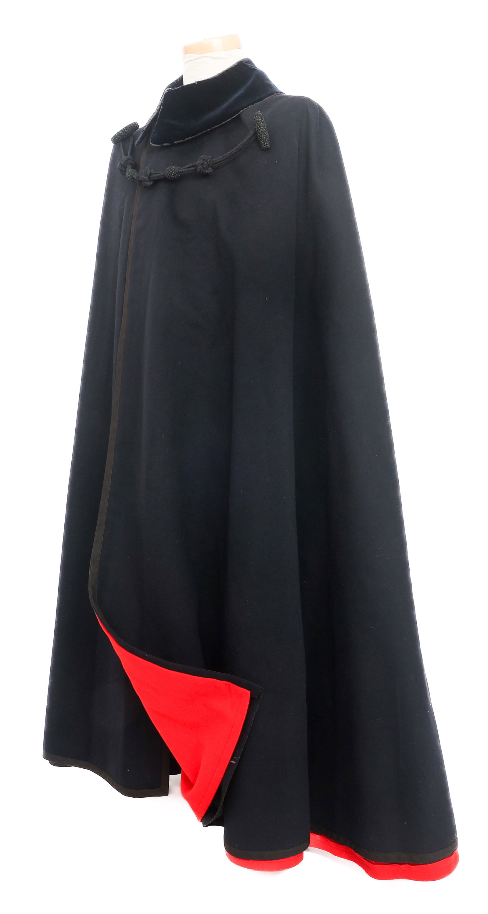 WWII US MARINE CORPS NAMED OFFICER DRESS CAPE (1 of 7)