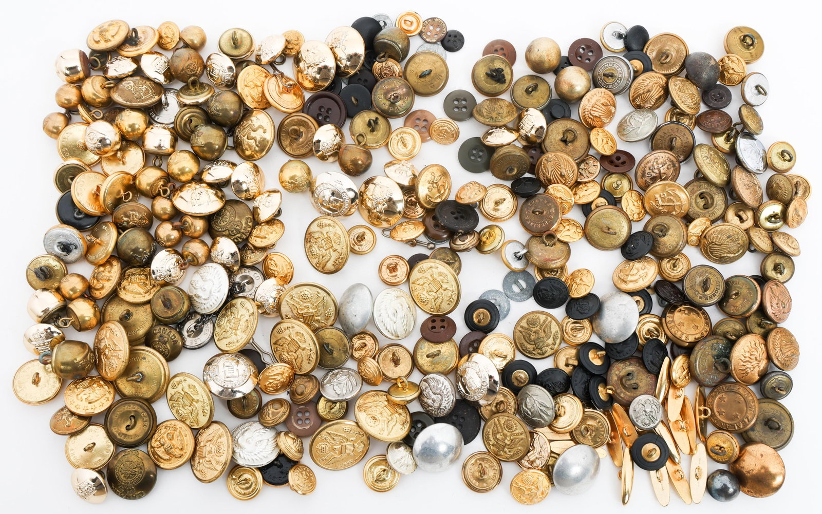 WWII - COLD WAR US, UK, & FRENCH UNIFORM BUTTONS (1 of 11)