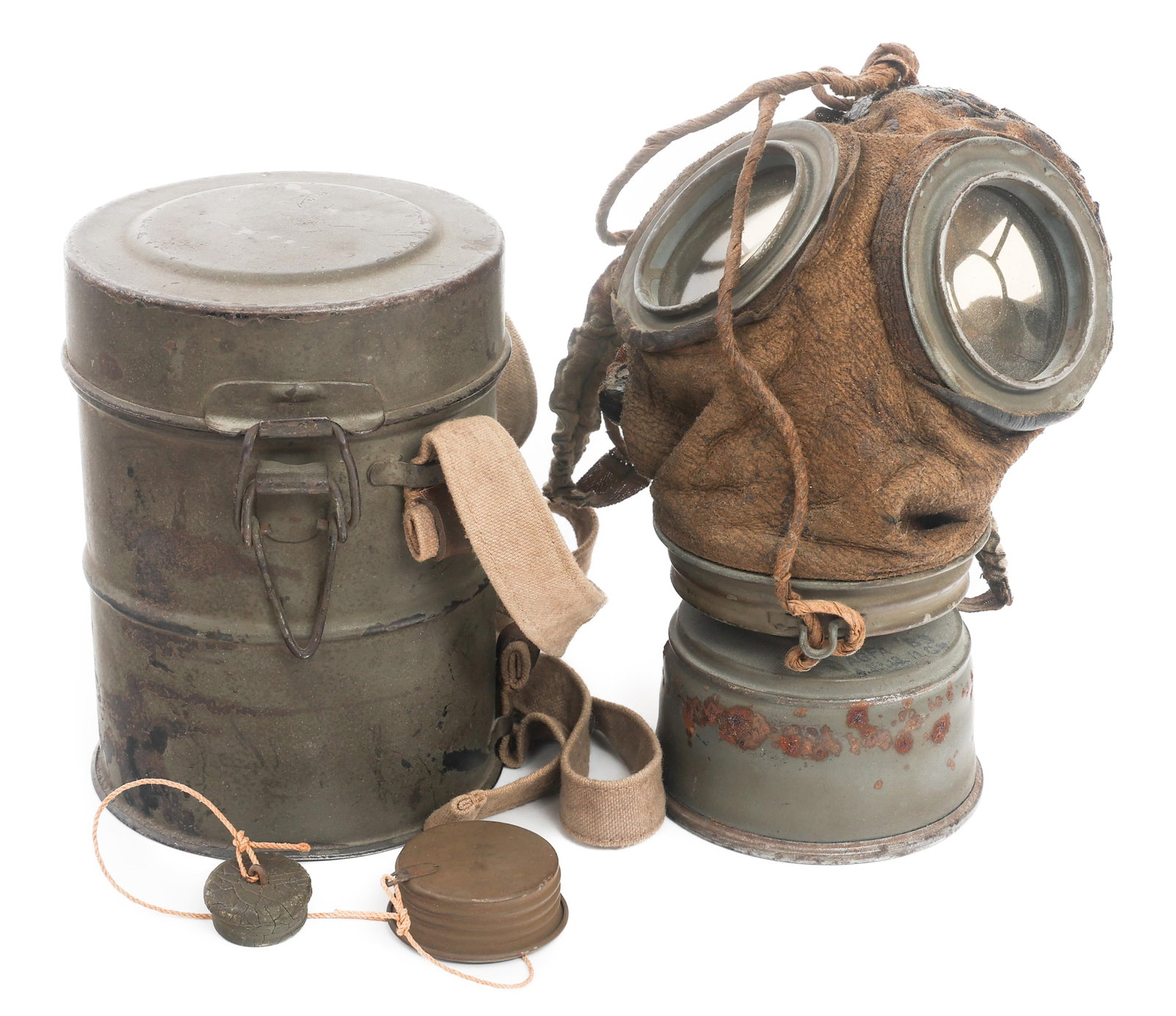 WWI IMPERIAL GERMAN M1917 GAS MASK & CANISTER (1 of 12)