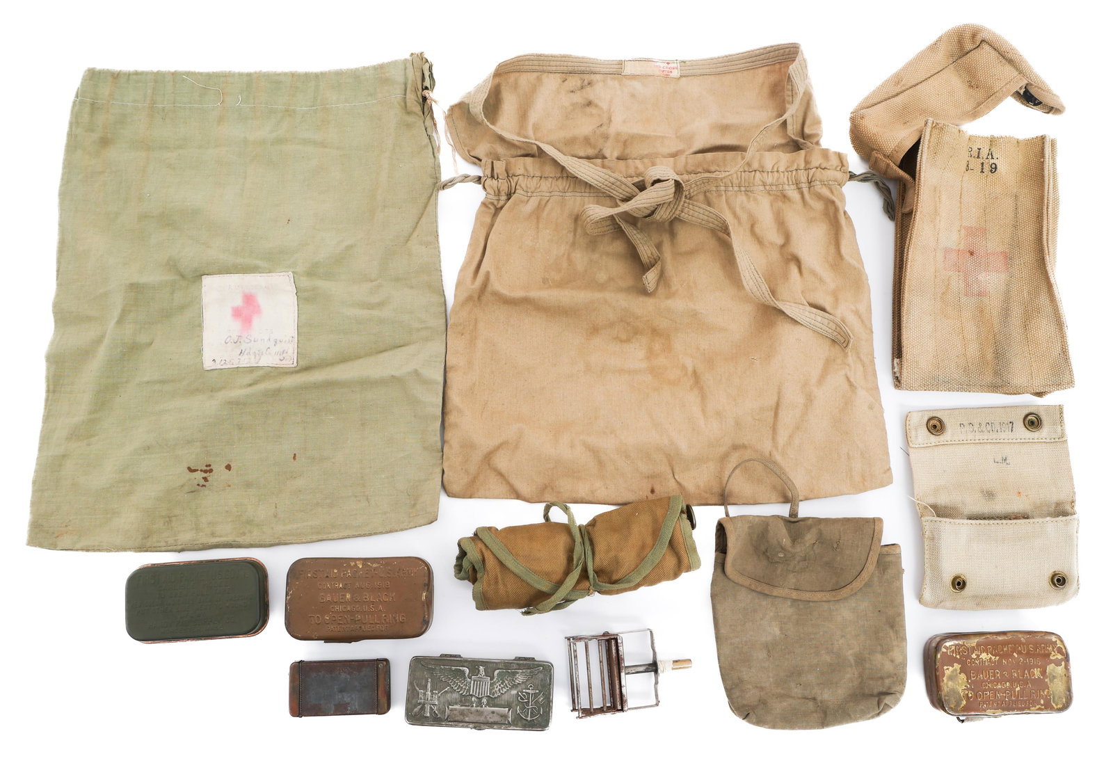 WWI US AEF & RED CROSS MEDICAL & PERSONAL GEAR (1 of 18)