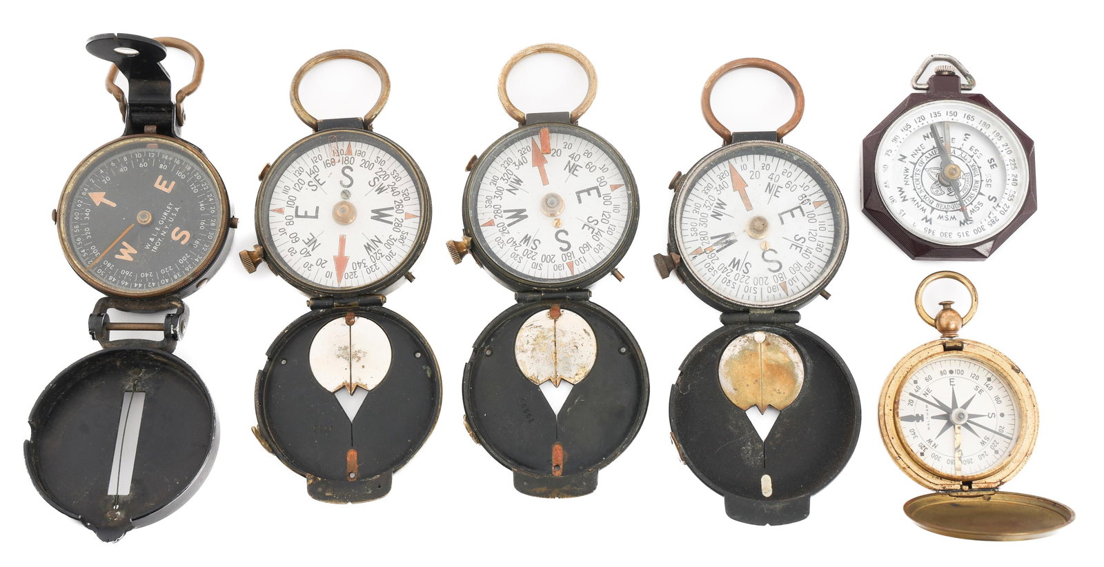 WWI US AEF & BOY SCOUTS COMPASSES: WWI US AEF & BOY SCOUTS COMPASSES WWI U.S. American Expeditionary Force and Boy Scouts Compasses. Includes U.S. Engineer Corps Compasses, and Boy Scouts of America Compass. Makers include Waltham, W &