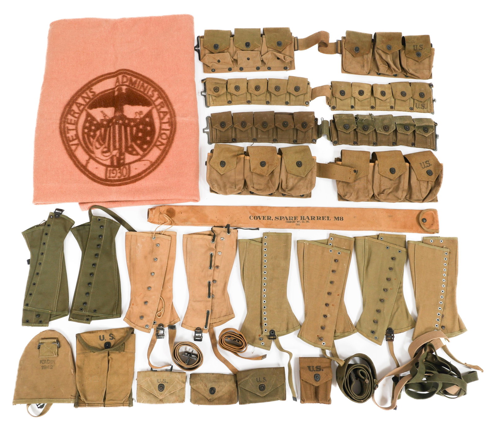WWI - WWII US FIELD GEAR, BAR MAG & CARTRIDGE BELT (1 of 19)