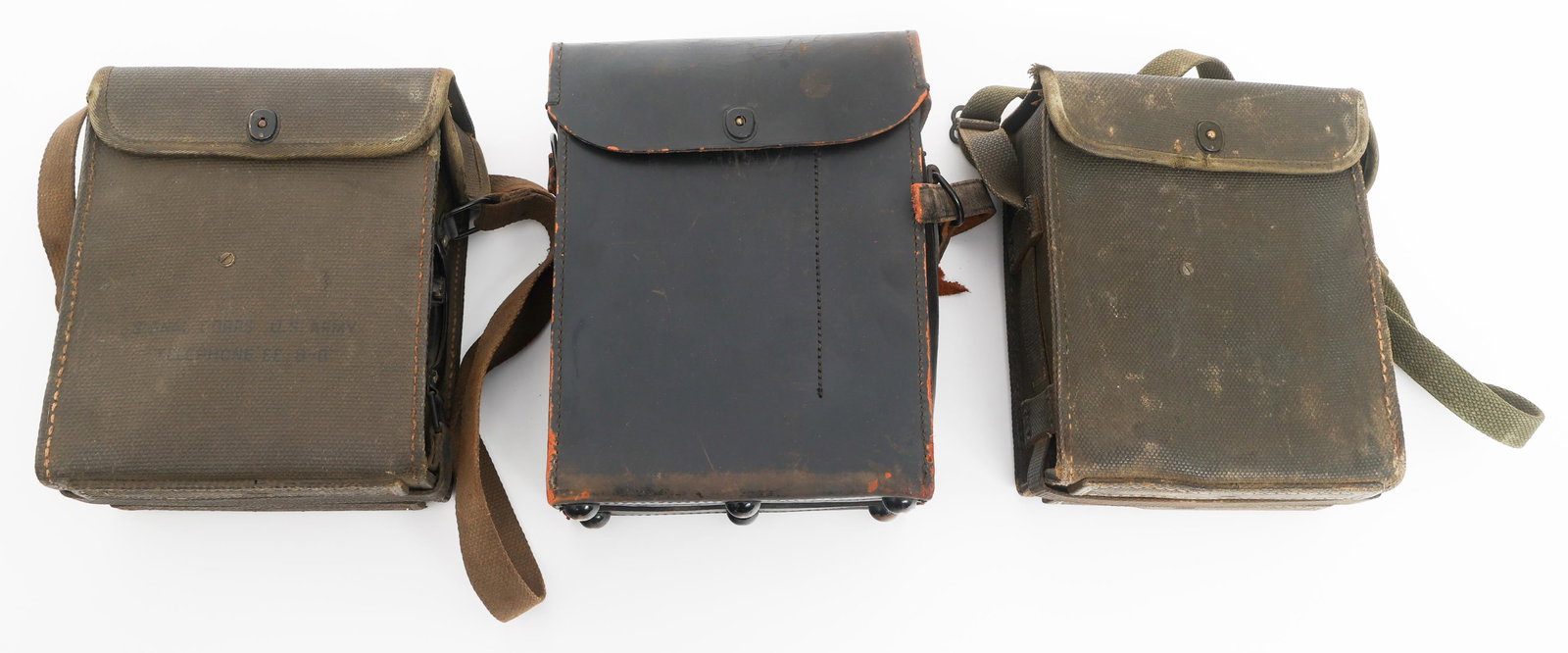 WWII US ARMY TYPE 12 & EE8 FIELD TELEPHONES (1 of 19)