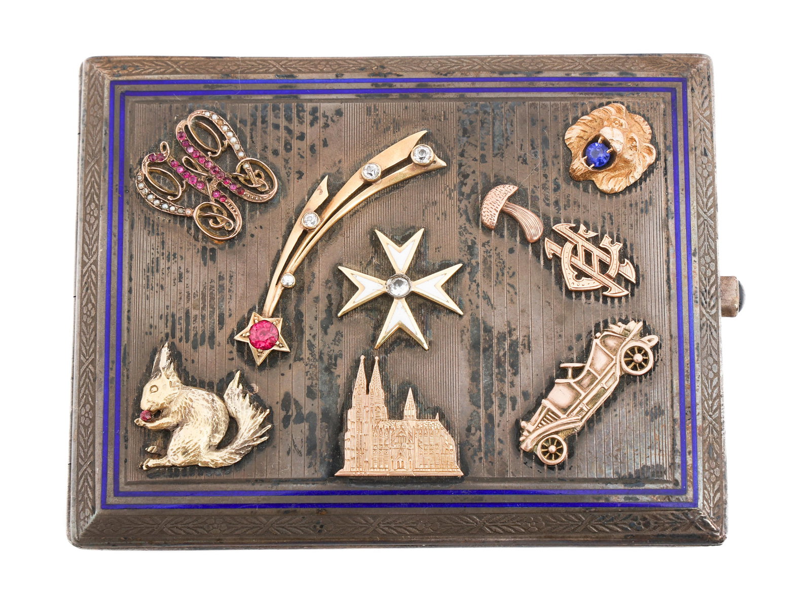 1925 GERMAN CIGARETTE CASE WITH GOLD CHARMS (1 of 8)