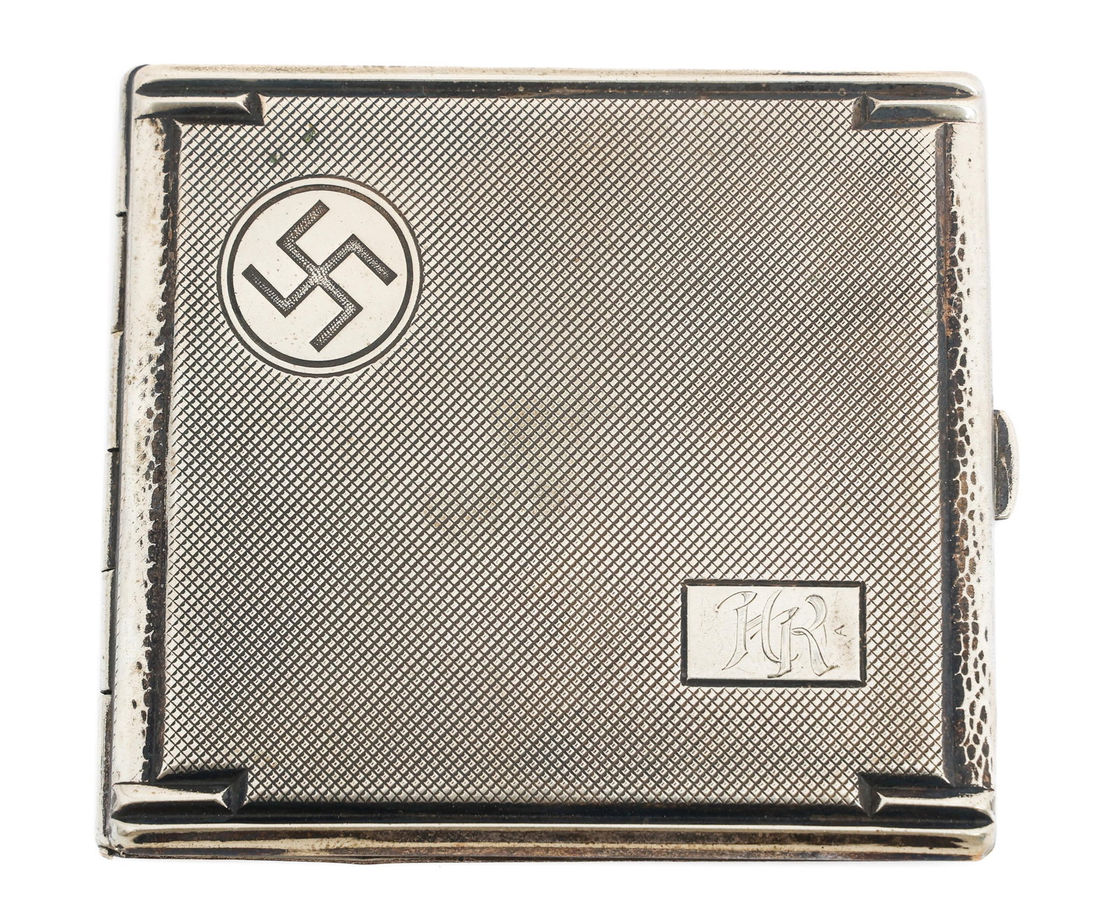 WWII GERMAN CIGARETTE CASE (1 of 5)