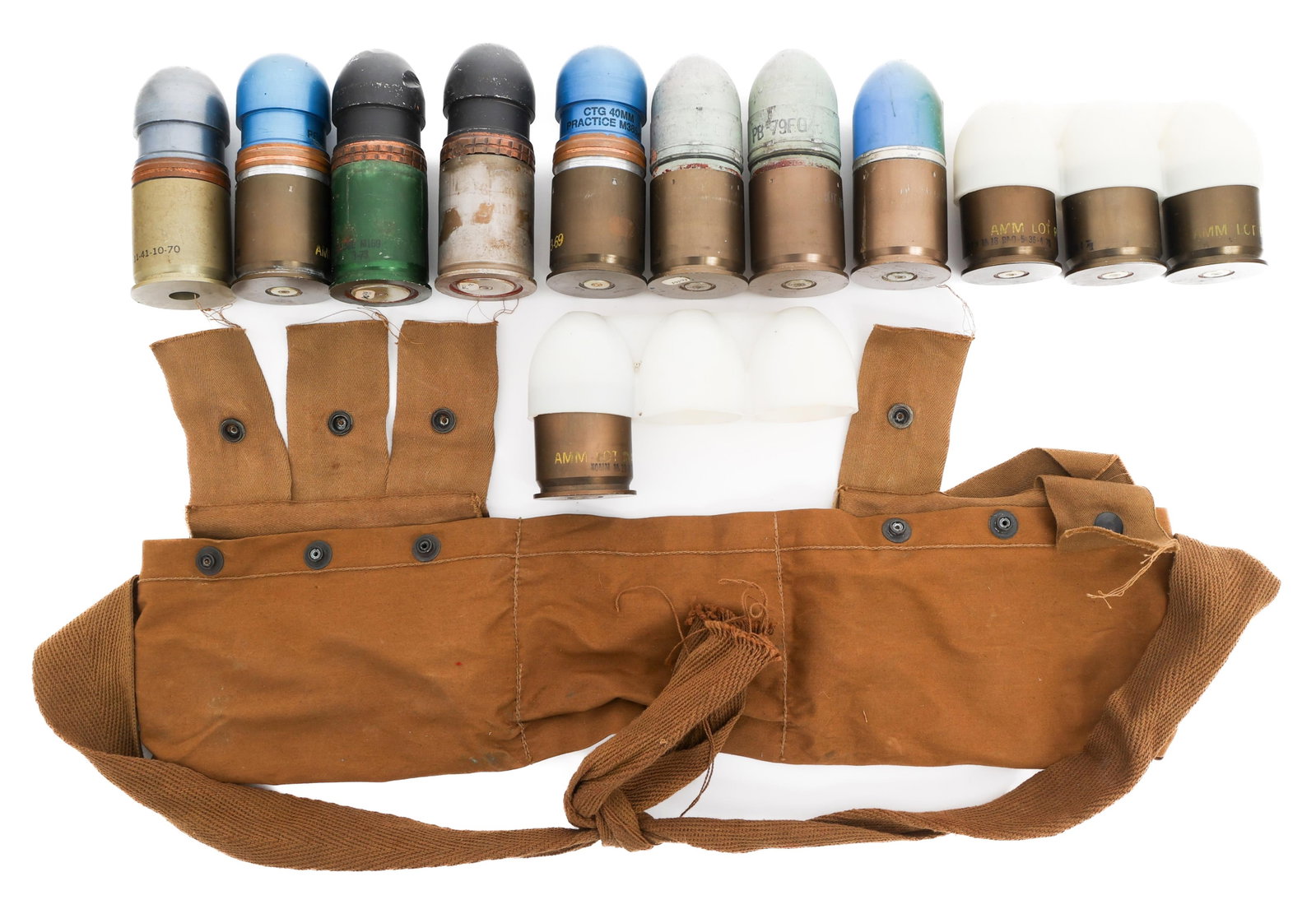 VIETNAM WAR US ARMY 40MM GRENADES & BANDOLIER (1 of 17)
