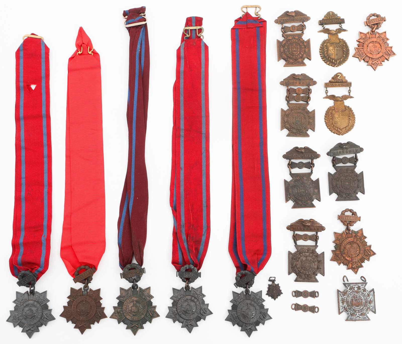 WWI - WWII NEW YORK NATIONAL GUARD SERVICE MEDALS (1 of 18)
