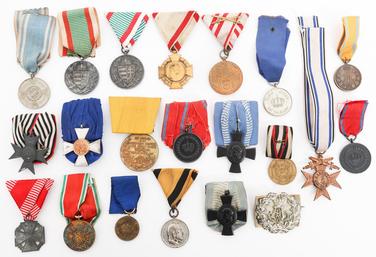 WWI IMPERIAL GERMAN & AUSTRIAN AWARDS AND MEDALS (1 of 17)