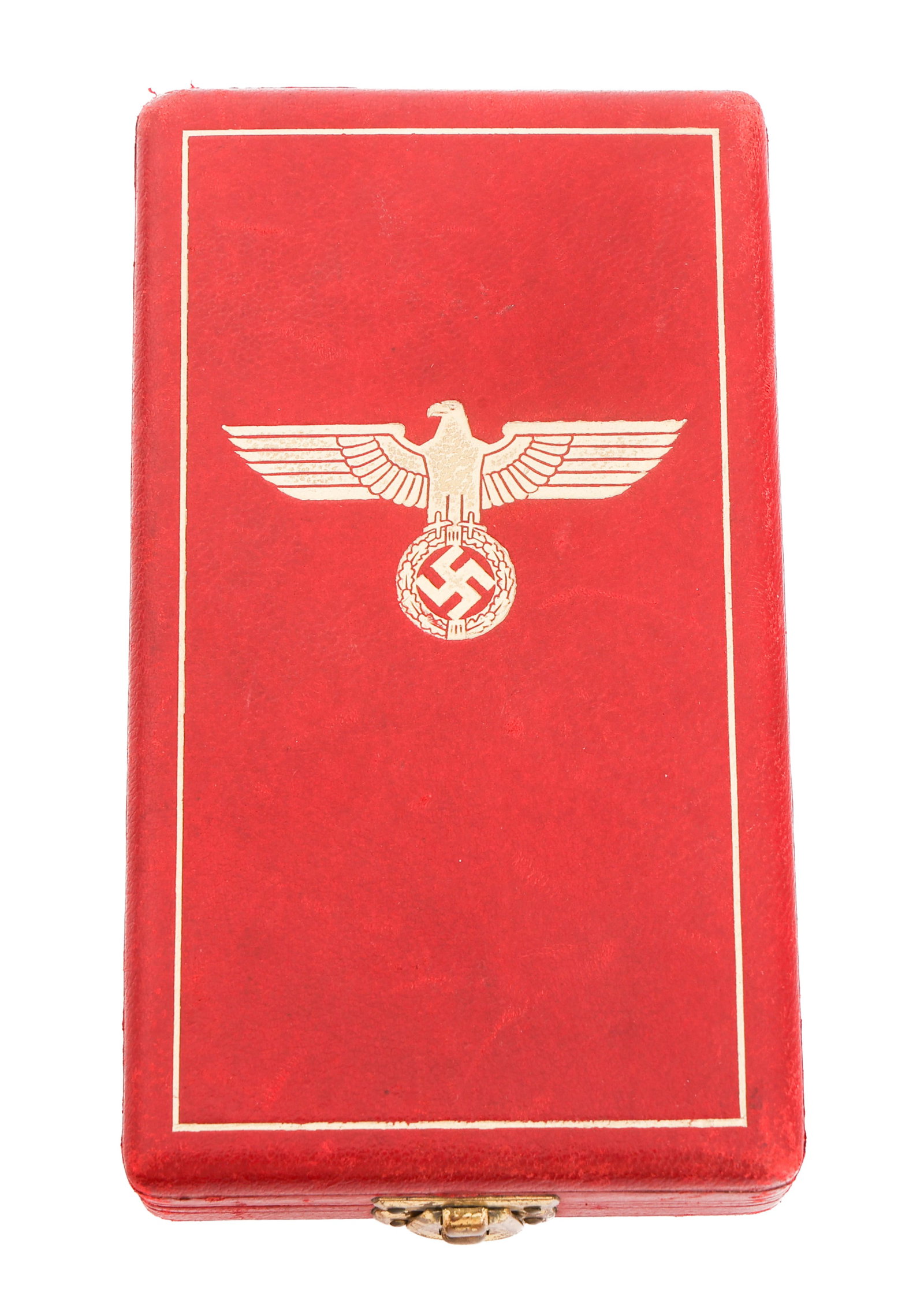 WWII GERMAN ORDER OF THE GERMAN EAGLE AWARD CASE (1 of 4)